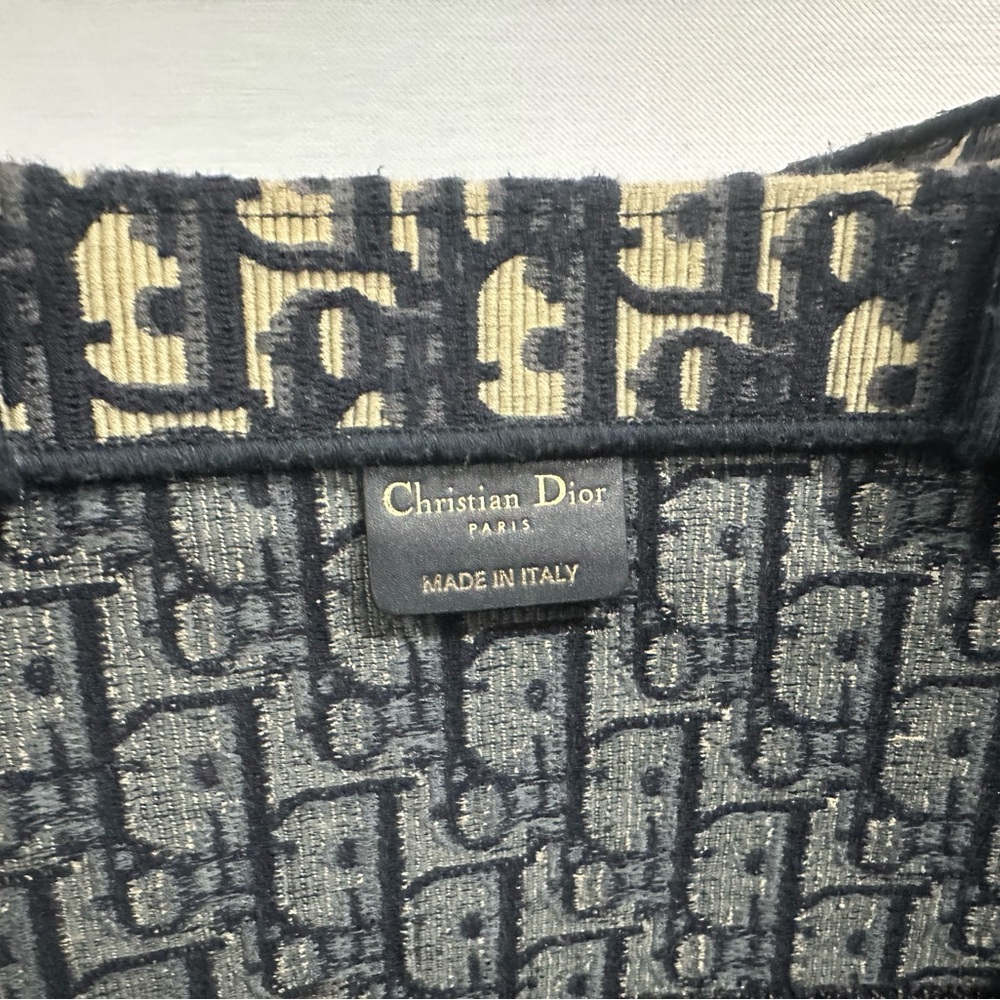 Dior Book Tote Large (Slightly Used) - Picture 4 of 4